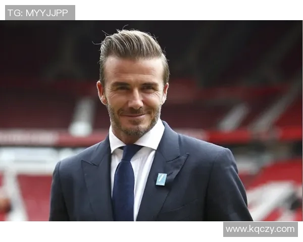 现役足球明星对比图赏析揭示他们的风格与实力差异