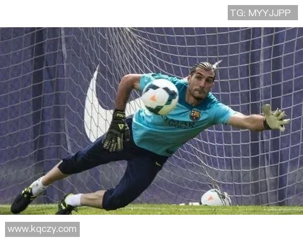 足球界哀悼声不断近日有哪些明星球员不幸离世引发关注 足球界哀悼声不断近日有哪些明星球员不幸离世引发关注