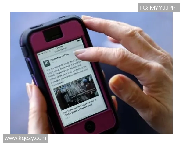 踢足球明星如何通过比赛代言和社交媒体完成高额收入的全部部方位解析