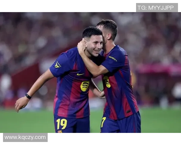 能够够与足球明星亲密接触的人究竟是谁揭秘他们背后的故而事与关系