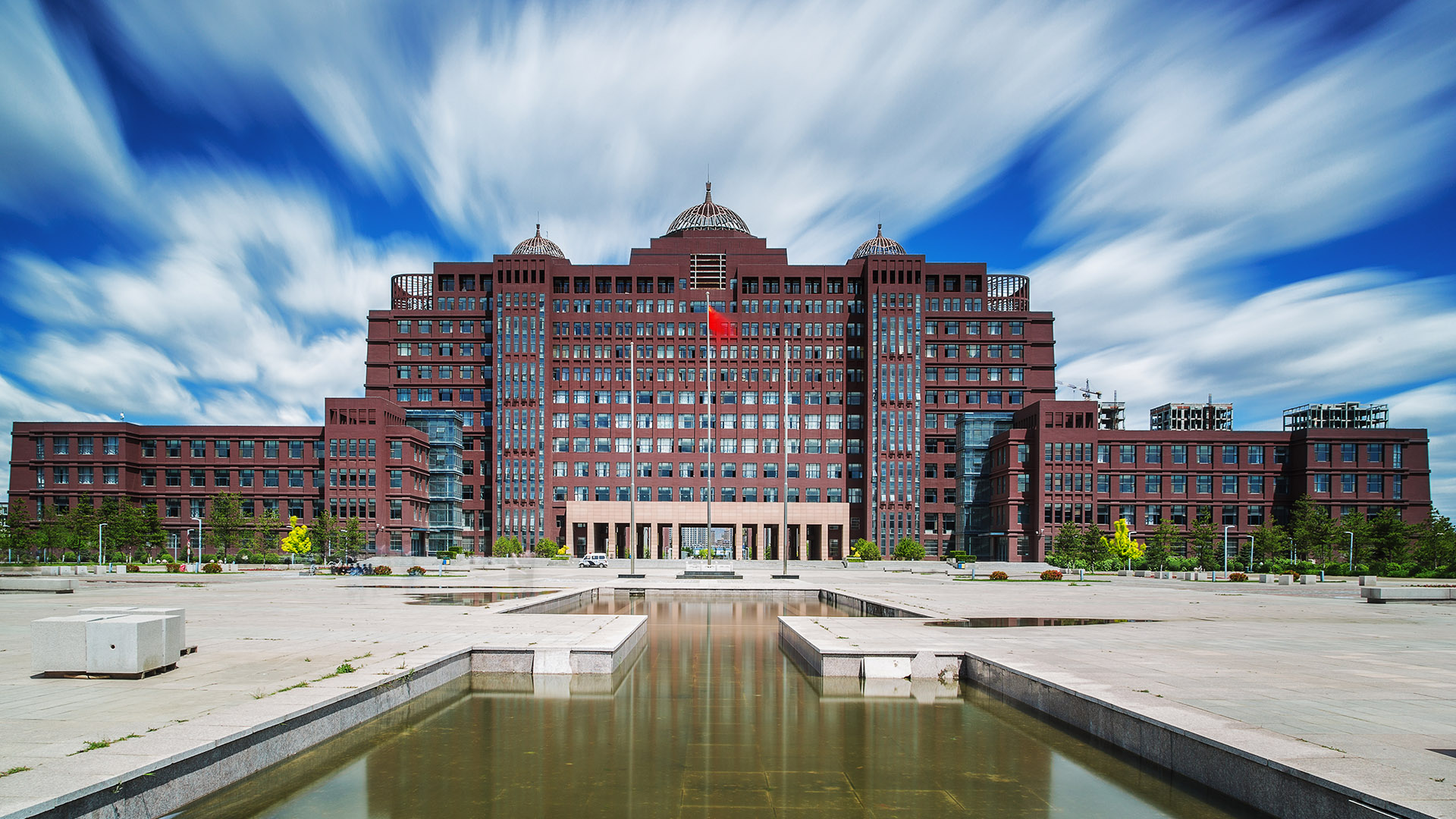 内蒙古大学